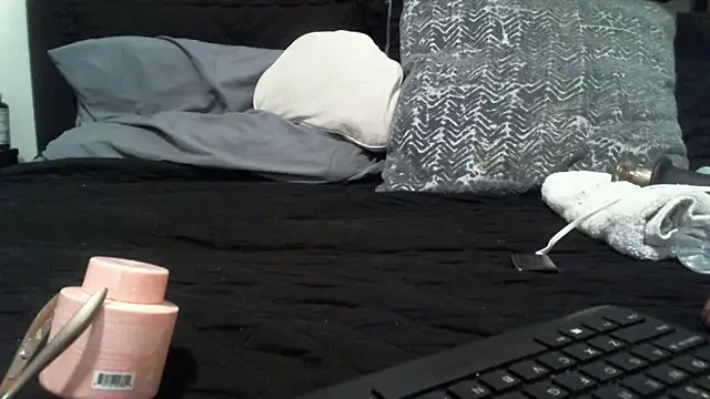 Snapshot of lofibunni chatting on 21, 6, 2026 lofibunni online show from 21, 6, 2026