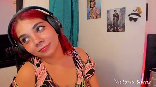 victoriaasaenz  online show from 22, 1, 2025