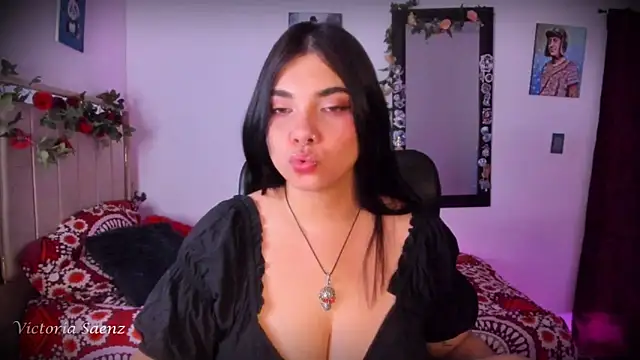Snapshot of victoriaasaenz_ chatting on 2, 6, 2026 victoriaasaenz online show from 2, 6, 2026