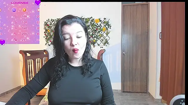 yuya ss online show from 4, 12, 2025