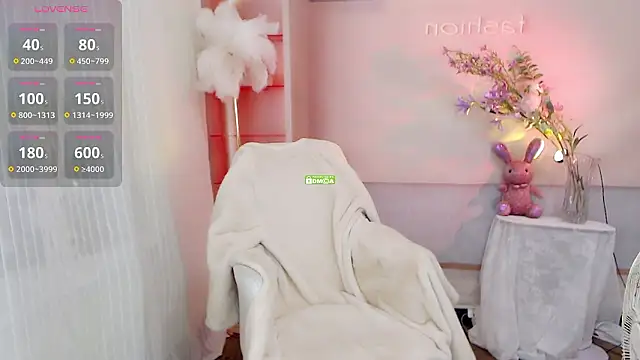 Aili-LL online show from 6, 12, 2024