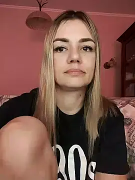 KrissSexi online show from 19, 3, 2025