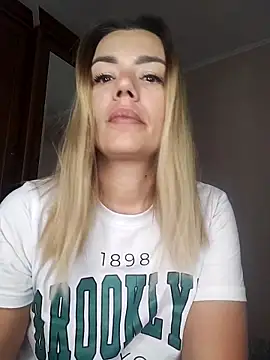 KrissSexi online show from 12, 10, 2025