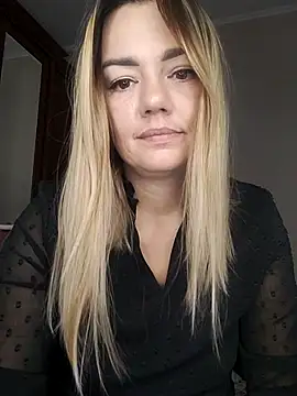 KrissSexi online show from 16, 10, 2025