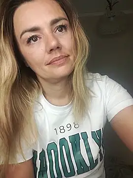 KrissSexi online show from 11, 10, 2025