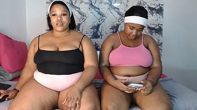 SexyAmeena2002 online show from 18, 4, 2026