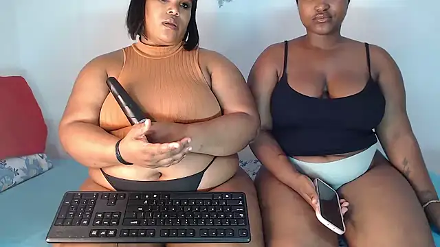 SexyAmeena2002 online show from 8, 1, 2026