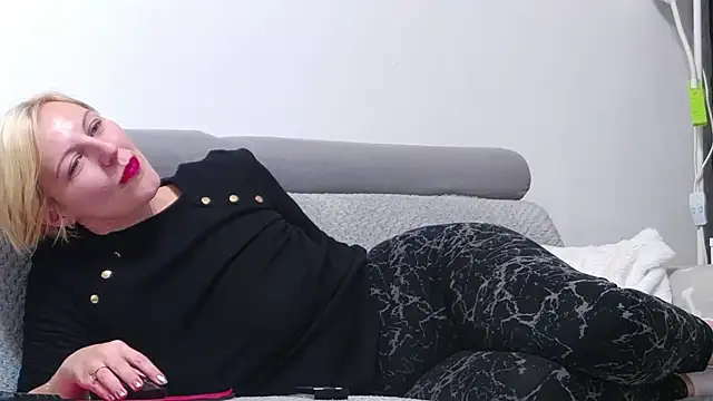 elsiemacks online show from 19, 11, 2025