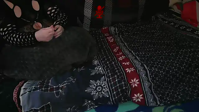 SussiundStrolch online show from 1, 1, 2025