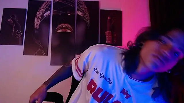 Snapshot of AlbertBernal69 chatting on 14, 11, 2025 AlbertBernal69 online show from 14, 11, 2025