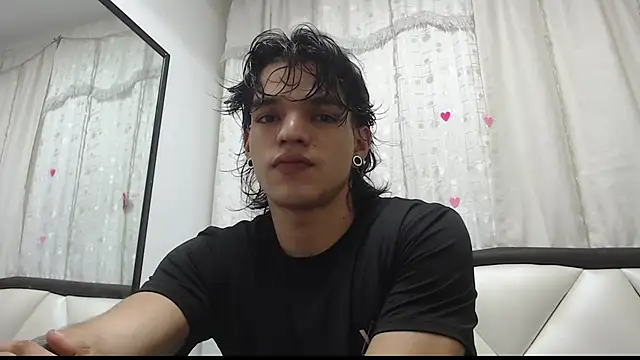 AlbertBernal69 online show from 17, 3, 2025