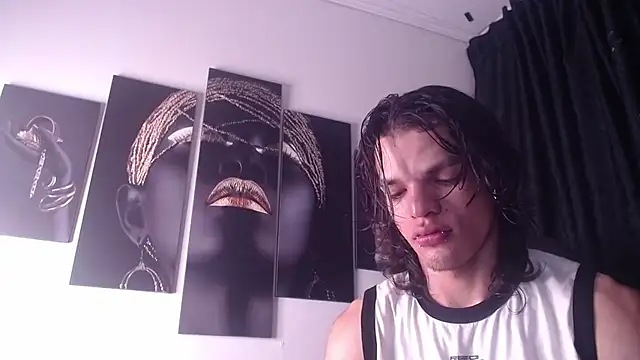 Snapshot of AlbertBernal69 chatting on 25, 10, 2025 AlbertBernal69 online show from 25, 10, 2025