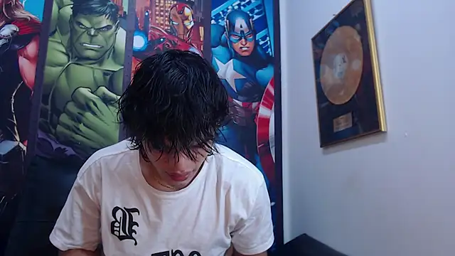 AlbertBernal69 online show from 12, 3, 2025
