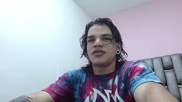 AlbertBernal69 online show from 23, 9, 2025