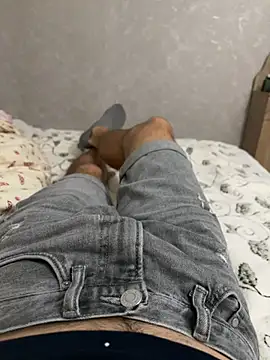 Snapshot of mihaixxx1 chatting on 23, 10, 2025 mihaixxx1 online show from 23, 10, 2025