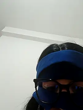 Snapshot of KHALIJIA-ARABIA-couple chatting on 14, 11, 2025 KHALIJIA-ARABIA-couple online show from 14, 11, 2025