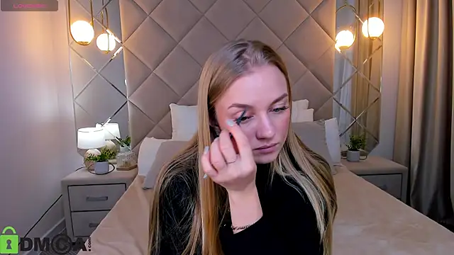 Barbie Lis online show from 5, 11, 2025