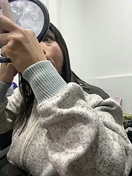 ZiaCalifa online show from 5, 2, 2026