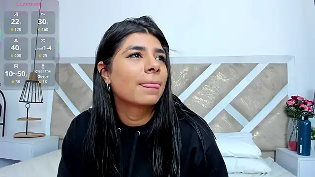 ZiaCalifa online show from 12, 2, 2026