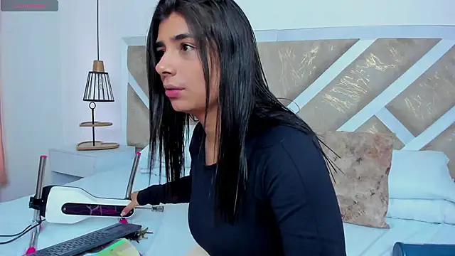 ZiaCalifa online show from 16, 2, 2026