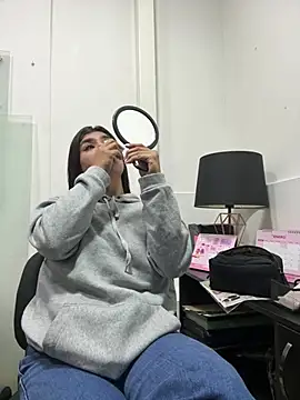 ZiaCalifa online show from 15, 1, 2026