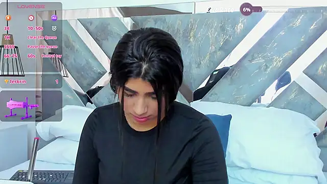 ZiaCalifa online show from 31, 10, 2025