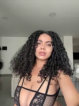 Mariecurl online show from 13, 3, 2026