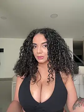 Mariecurl online show from 23, 4, 2026