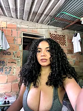 Mariecurl online show from 4, 11, 2025