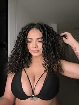 Snapshot of Mariecurl chatting on 11, 7, 2026 Mariecurl online show from 11, 7, 2026