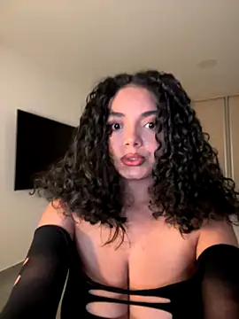 Mariecurl online show from 15, 11, 2025