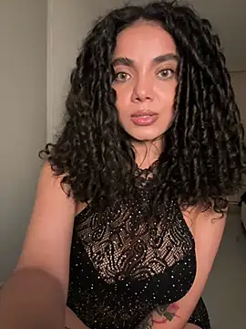 Mariecurl online show from 13, 2, 2026