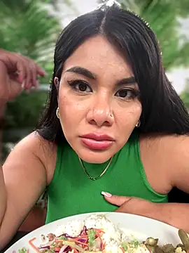 Insane Issa online show from 20, 12, 2025