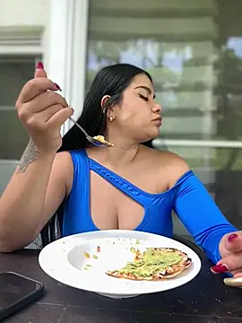 Insane Issa online show from 9, 2, 2026