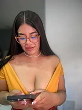 Insane Issa online show from 1, 3, 2026