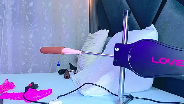 NathaxaLeans online show from 11, 10, 2025