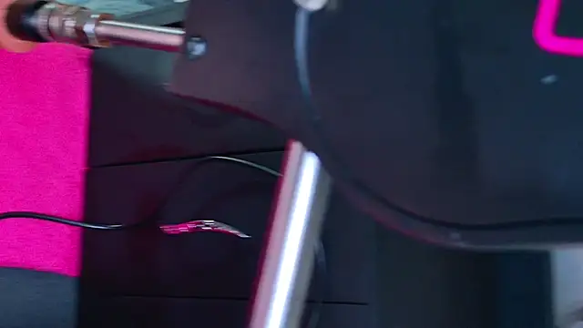 NathaxaLeans online show from 9, 11, 2025