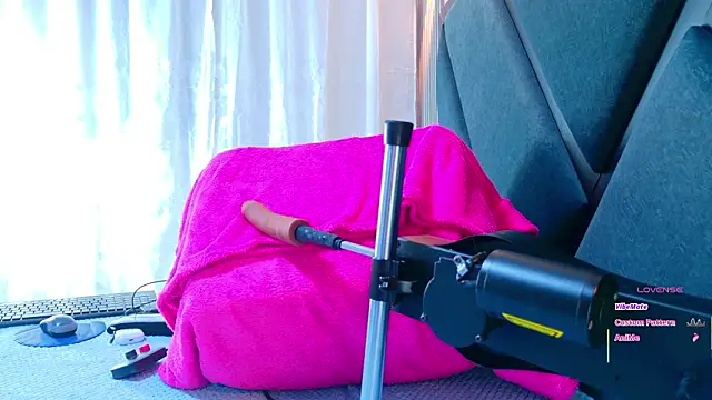 NathaxaLeans online show from 7, 3, 2026