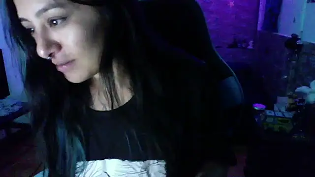 AngelaQueen  online show from 15, 10, 2025