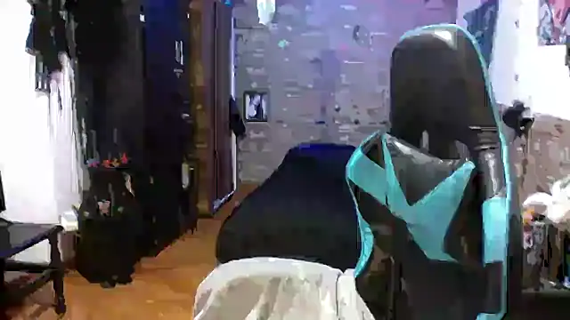 AngelaQueen  online show from 28, 10, 2025