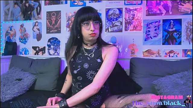 snowblack  online show from 17, 2, 2026