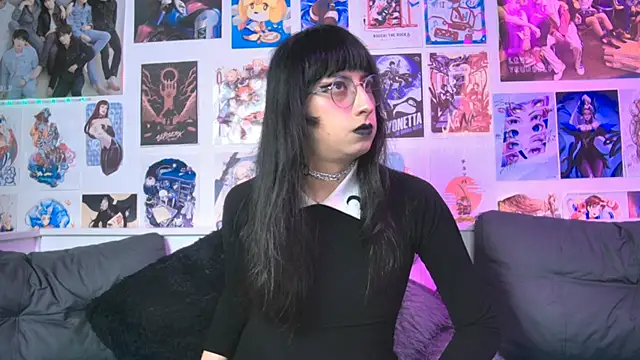 snowblack  online show from 27, 10, 2025