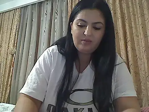 Snapshot of Ligia2024 chatting on 19, 10, 2025 Ligia2024 online show from 19, 10, 2025
