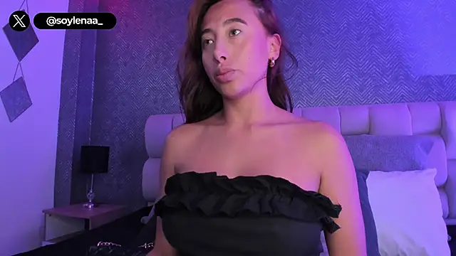 Snapshot of lena_banks chatting on 14, 11, 2025 lena banks online show from 14, 11, 2025