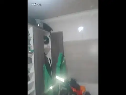 Snapshot of Stormward chatting on 22, 12, 2025 Stormward online show from 22, 12, 2025