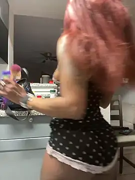 SlimBeenBadd1981 online show from 17, 12, 2025