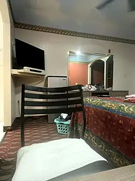 SlimBeenBadd1981 online show from 29, 11, 2025