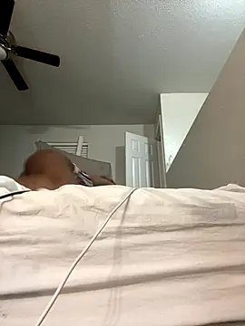 SlimBeenBadd1981 online show from 2, 12, 2025