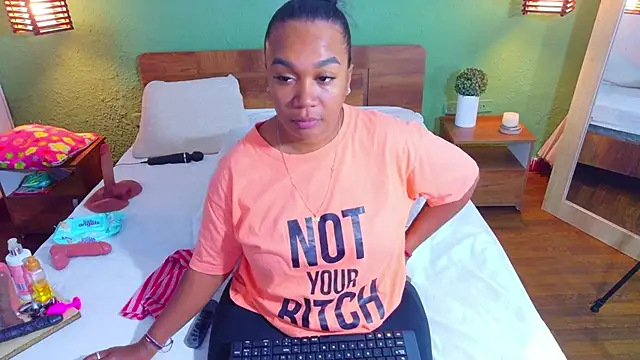 dannaahbrown online show from 16, 4, 2026