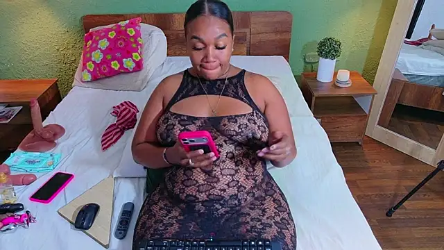 Snapshot of dannaahbrown chatting on 5, 6, 2026 dannaahbrown online show from 5, 6, 2026